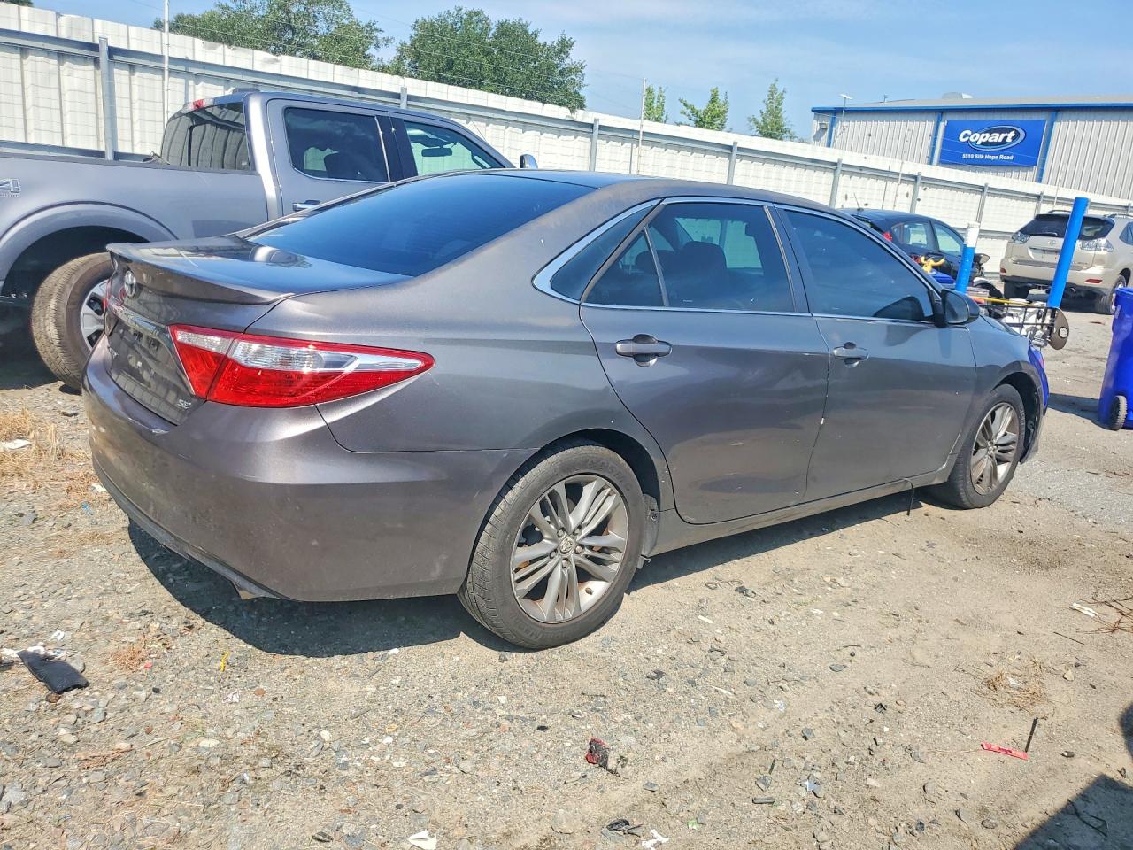 2015 TOYOTA CAMRY SE — снимка 3