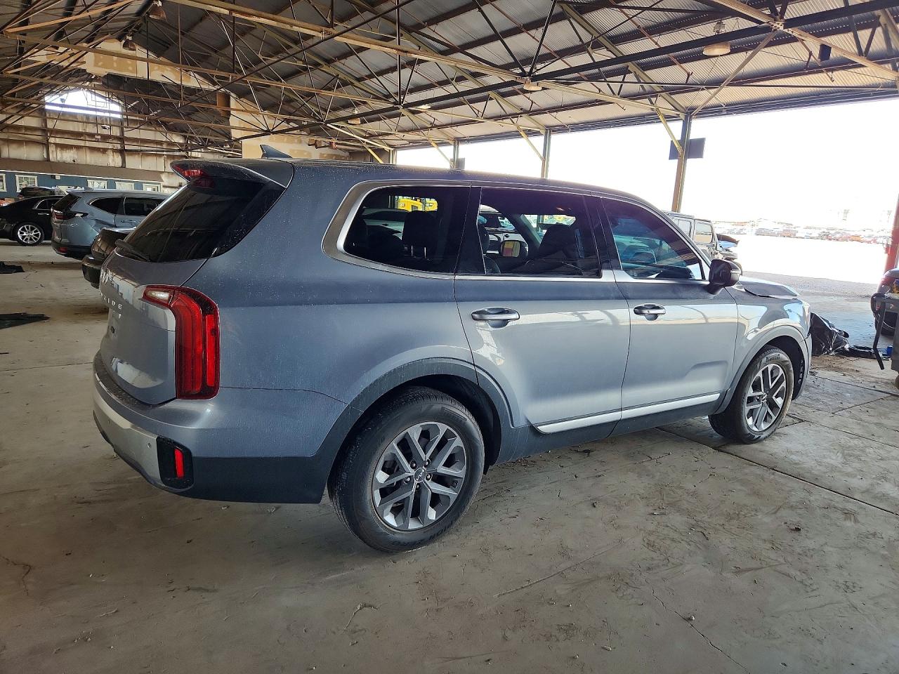 2023 KIA TELLURIDE LX — снимка 3