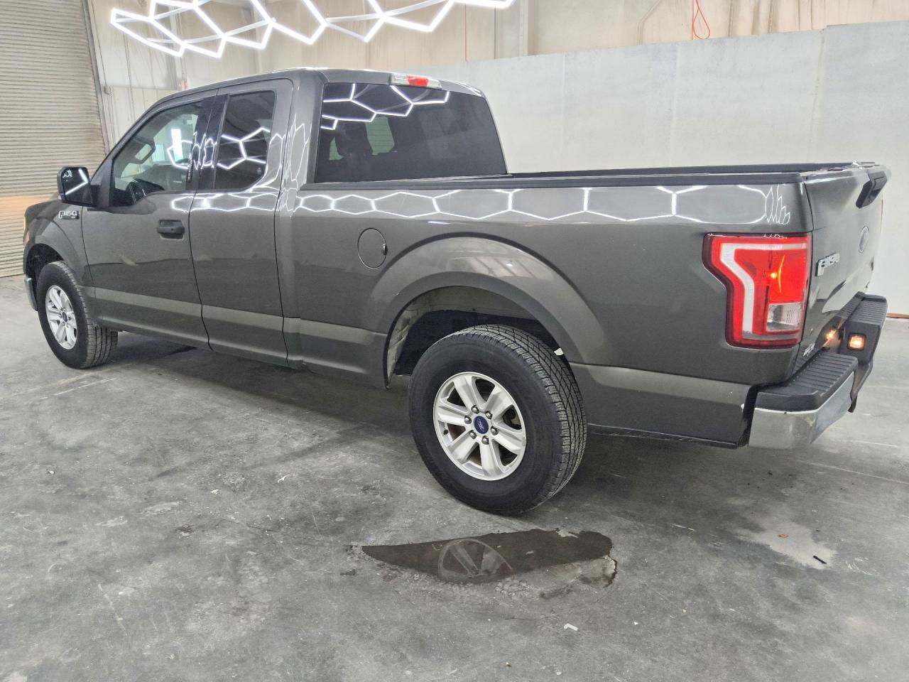 2015 FORD F150 SUPER CAB — снимка 2
