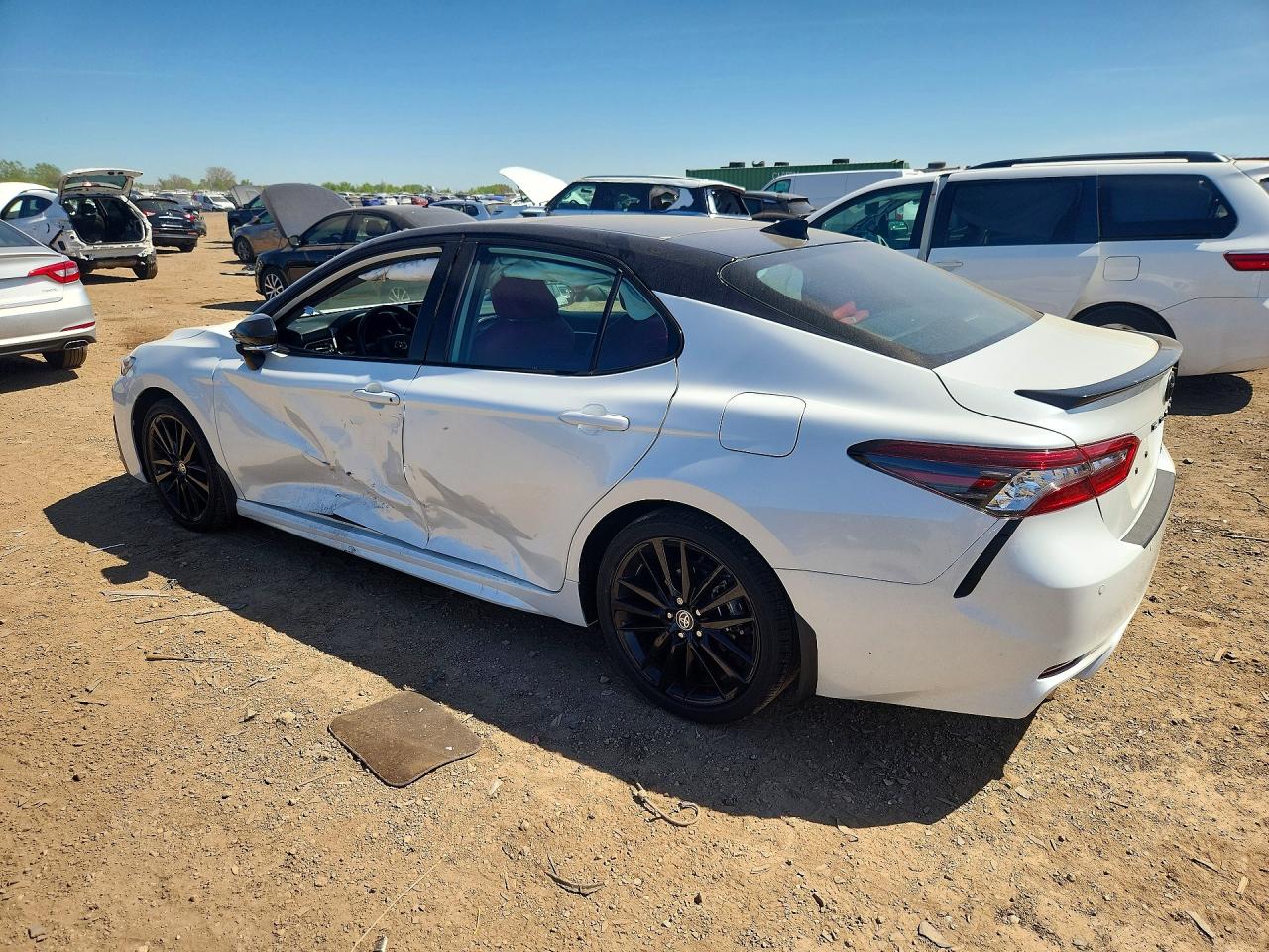 2023 TOYOTA CAMRY XSE — снимка 2