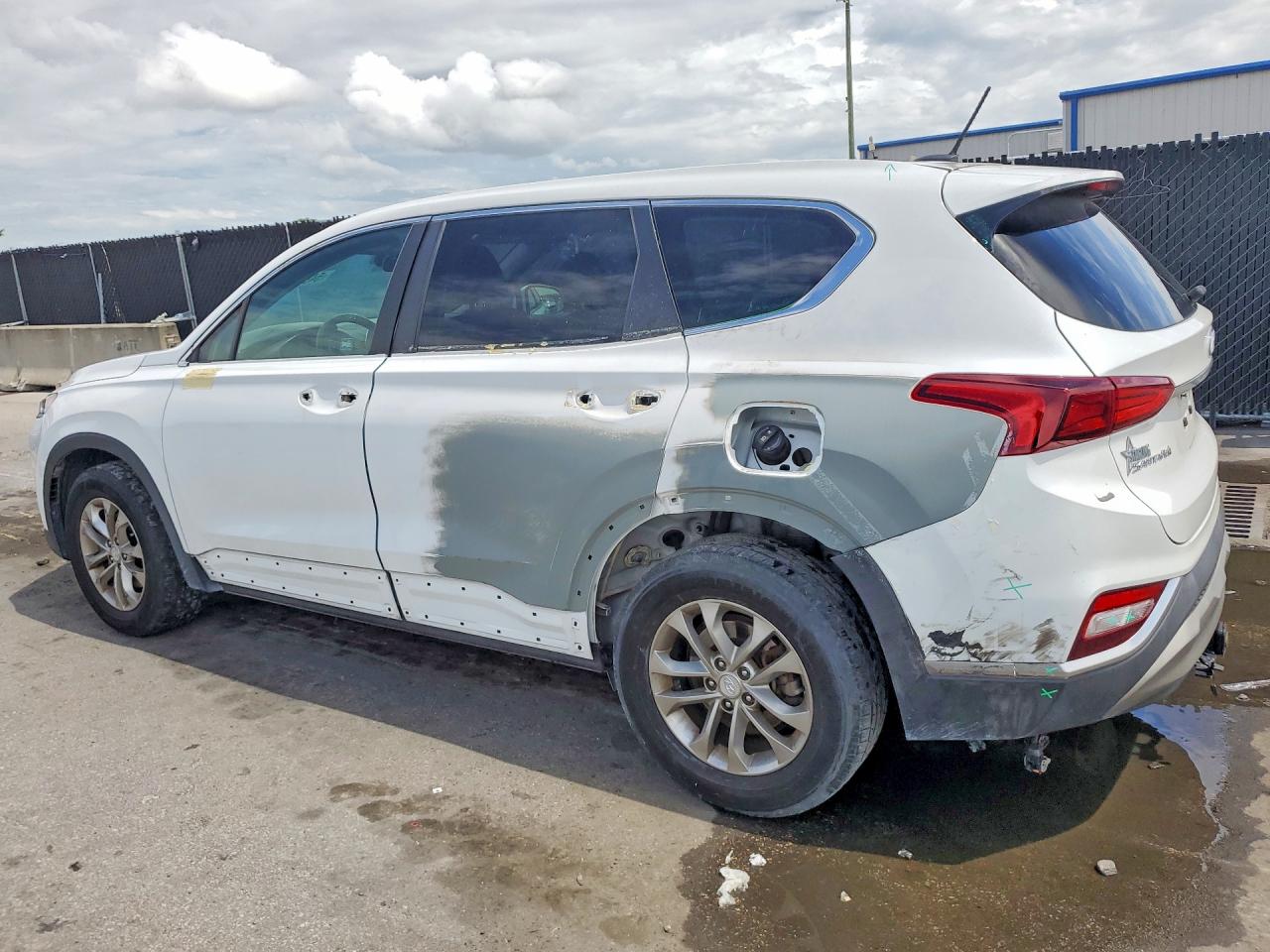 2020 HYUNDAI SANTA FE SE — снимка 2
