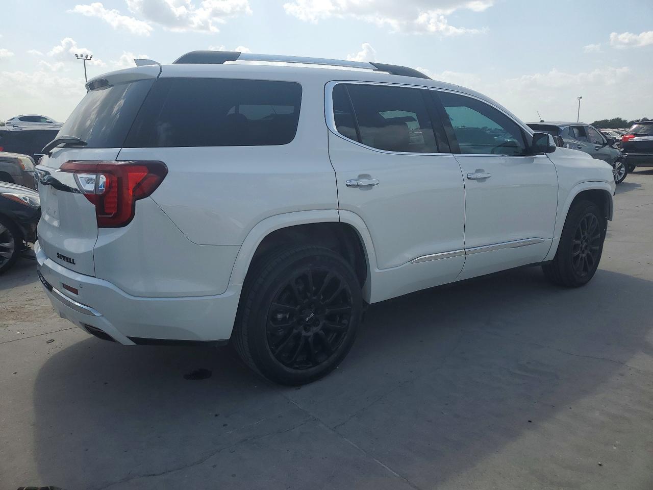 2023 GMC ACADIA DENALI — снимка 3