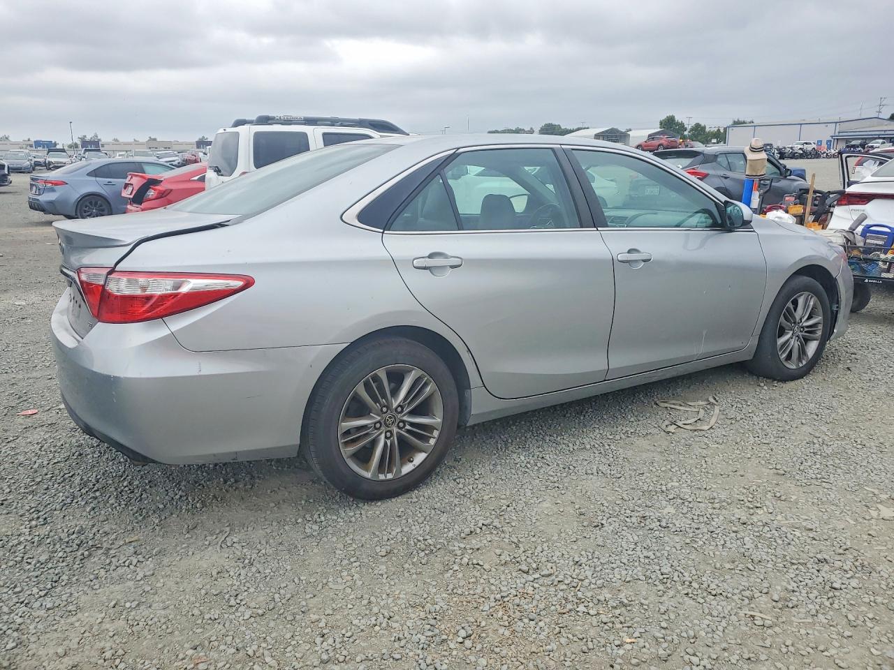 2016 TOYOTA CAMRY SE — снимка 3