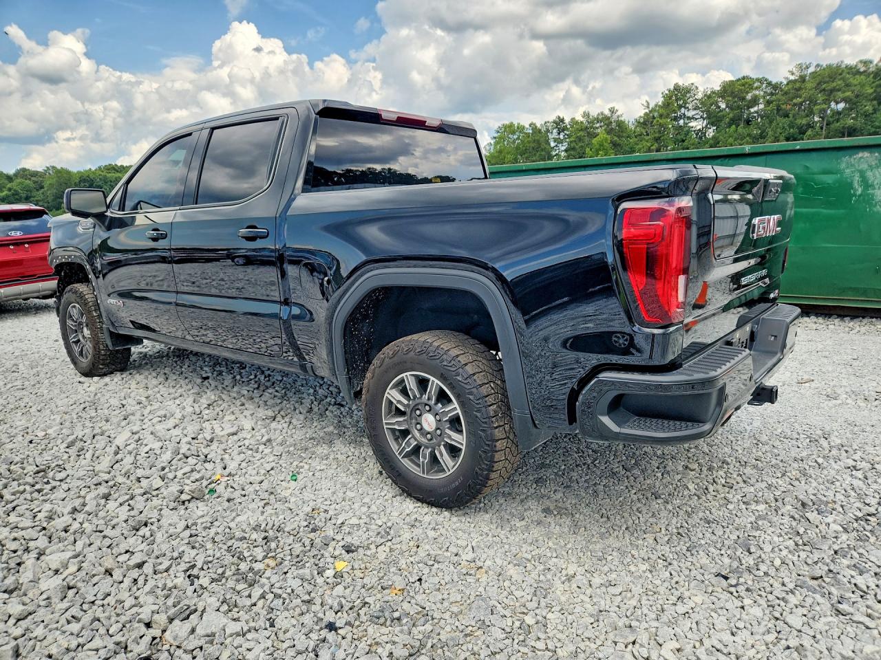 2025 GMC SIERRA K1500 AT4 — снимка 2