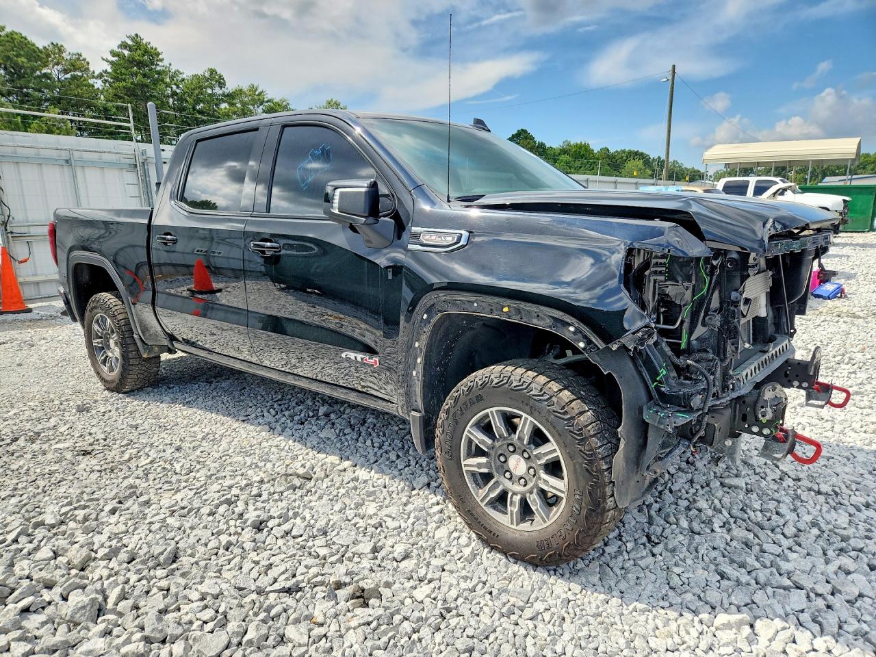 2025 GMC SIERRA K1500 AT4 — снимка 4