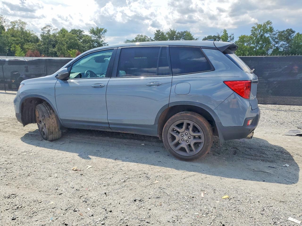 2023 HONDA PASSPORT EXL — снимка 2