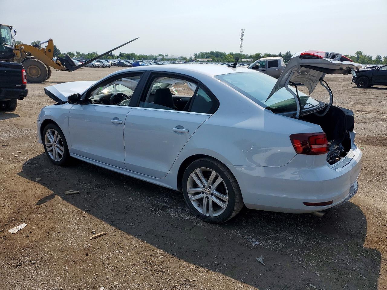2017 VOLKSWAGEN JETTA SEL — снимка 2