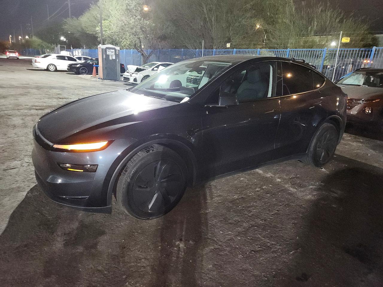 2026 TESLA MODEL Y
