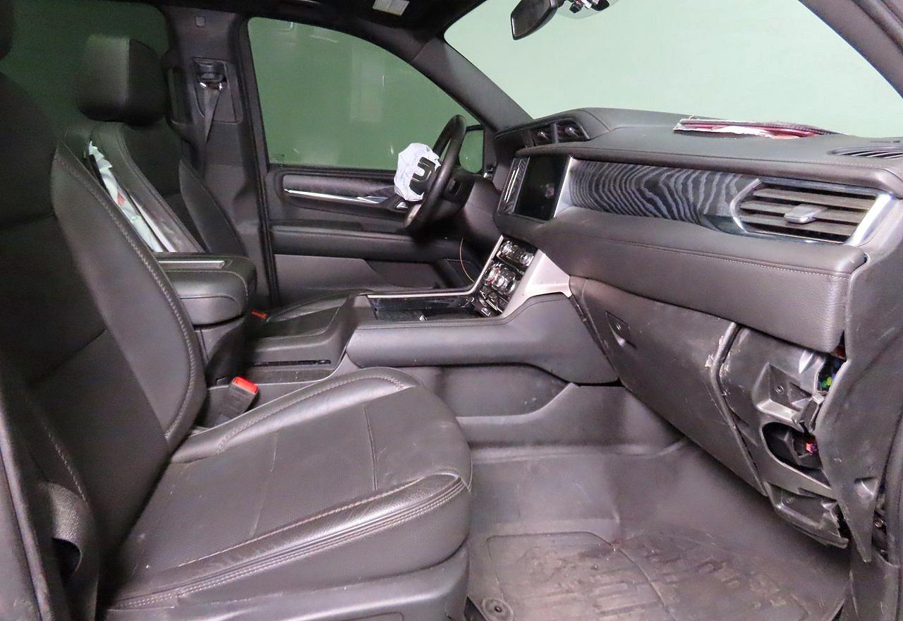 2023 GMC YUKON XL DENALI — снимка 5