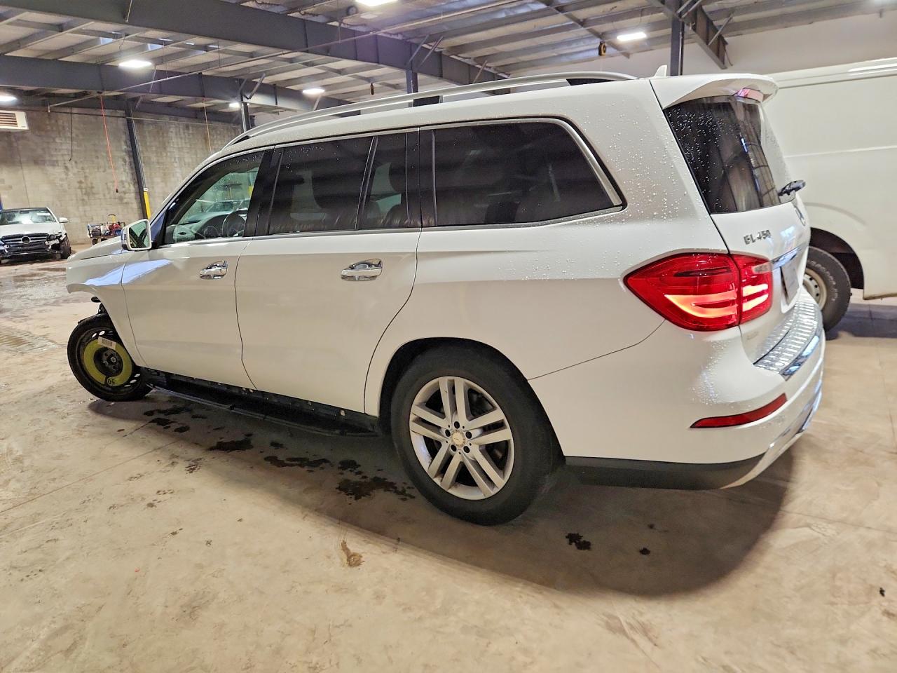 2016 MERCEDES-BENZ GL 450 4MATIC — снимка 2
