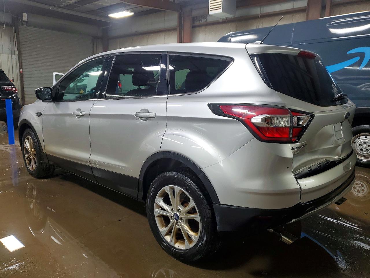 2017 FORD ESCAPE SE — снимка 2