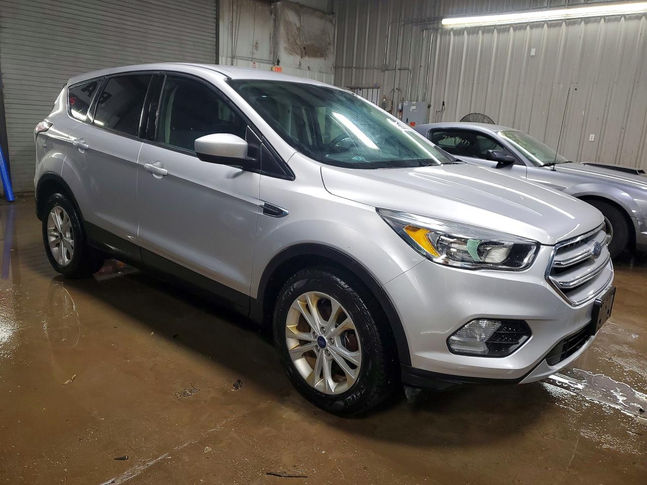 2017 FORD ESCAPE SE — снимка 4