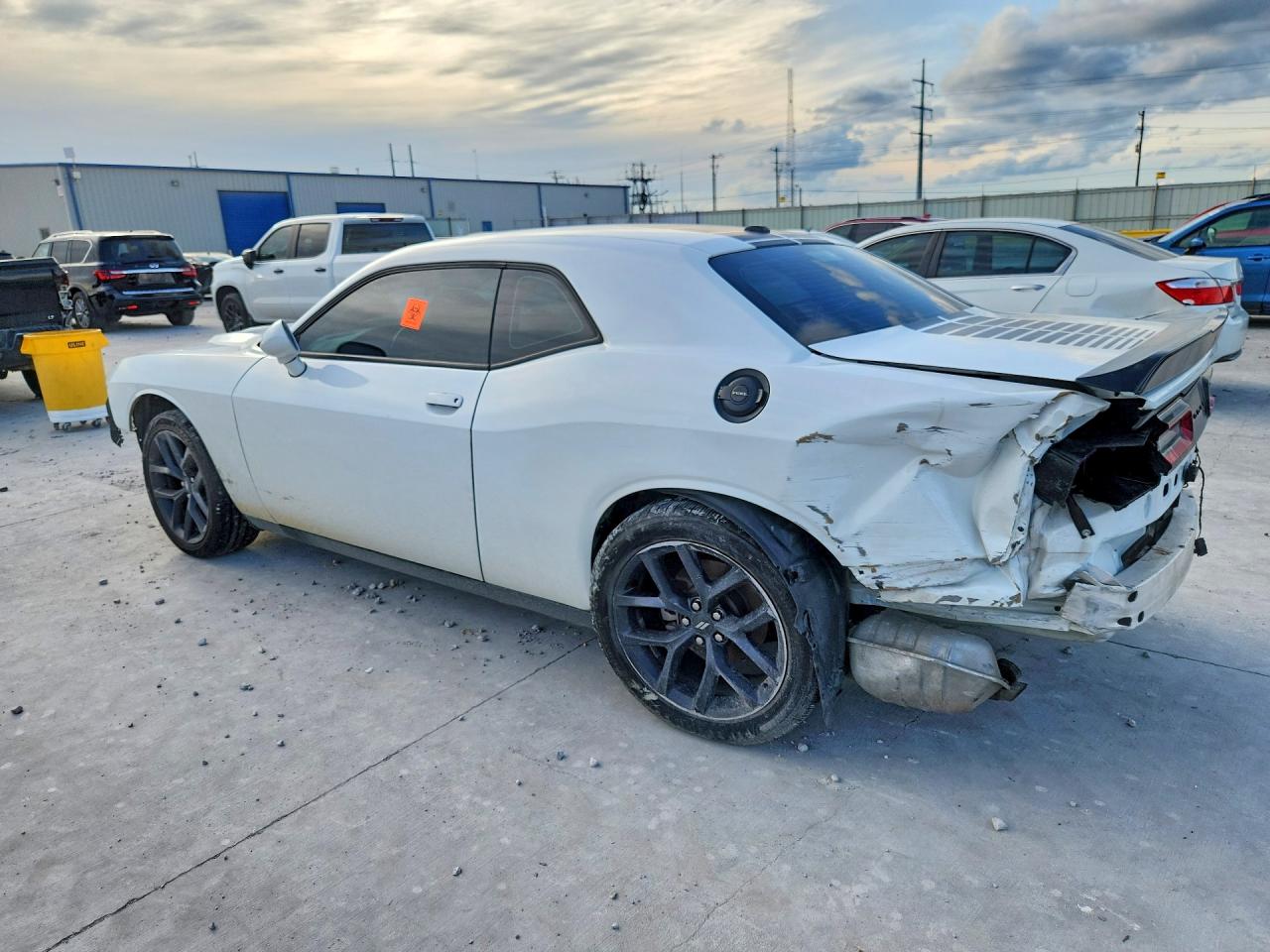 2023 DODGE CHALLENGER SXT — снимка 2