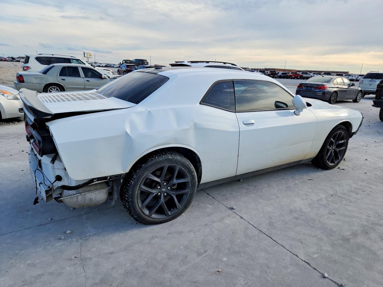 2023 DODGE CHALLENGER SXT — снимка 3