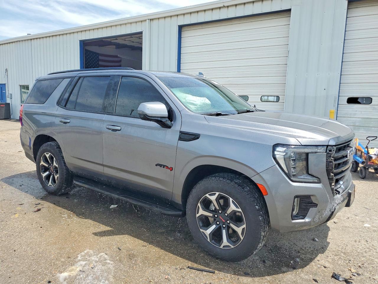2021 GMC YUKON AT4 — снимка 4