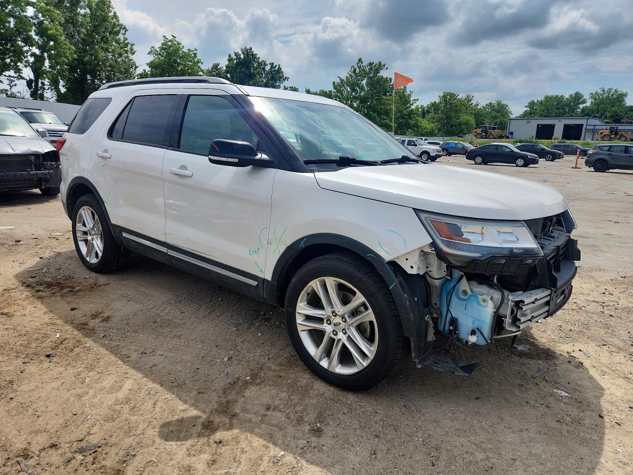 2016 FORD EXPLORER XLT — снимка 4