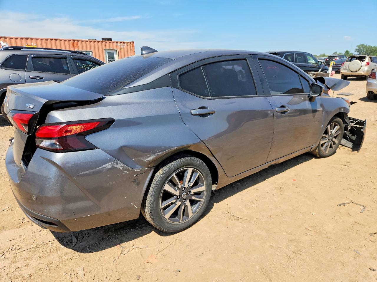 2021 NISSAN VERSA SV — снимка 3