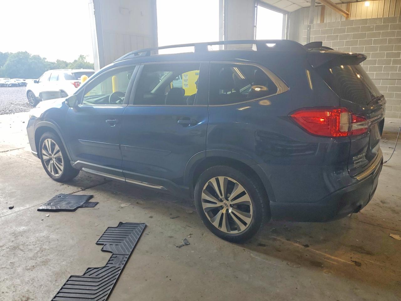 2019 SUBARU ASCENT LIMITED — снимка 2