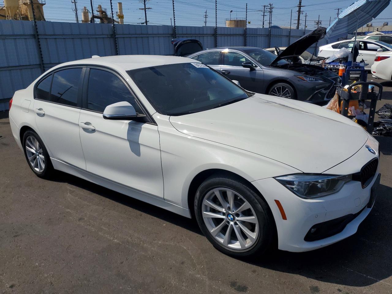 2018 BMW 320 I — снимка 4