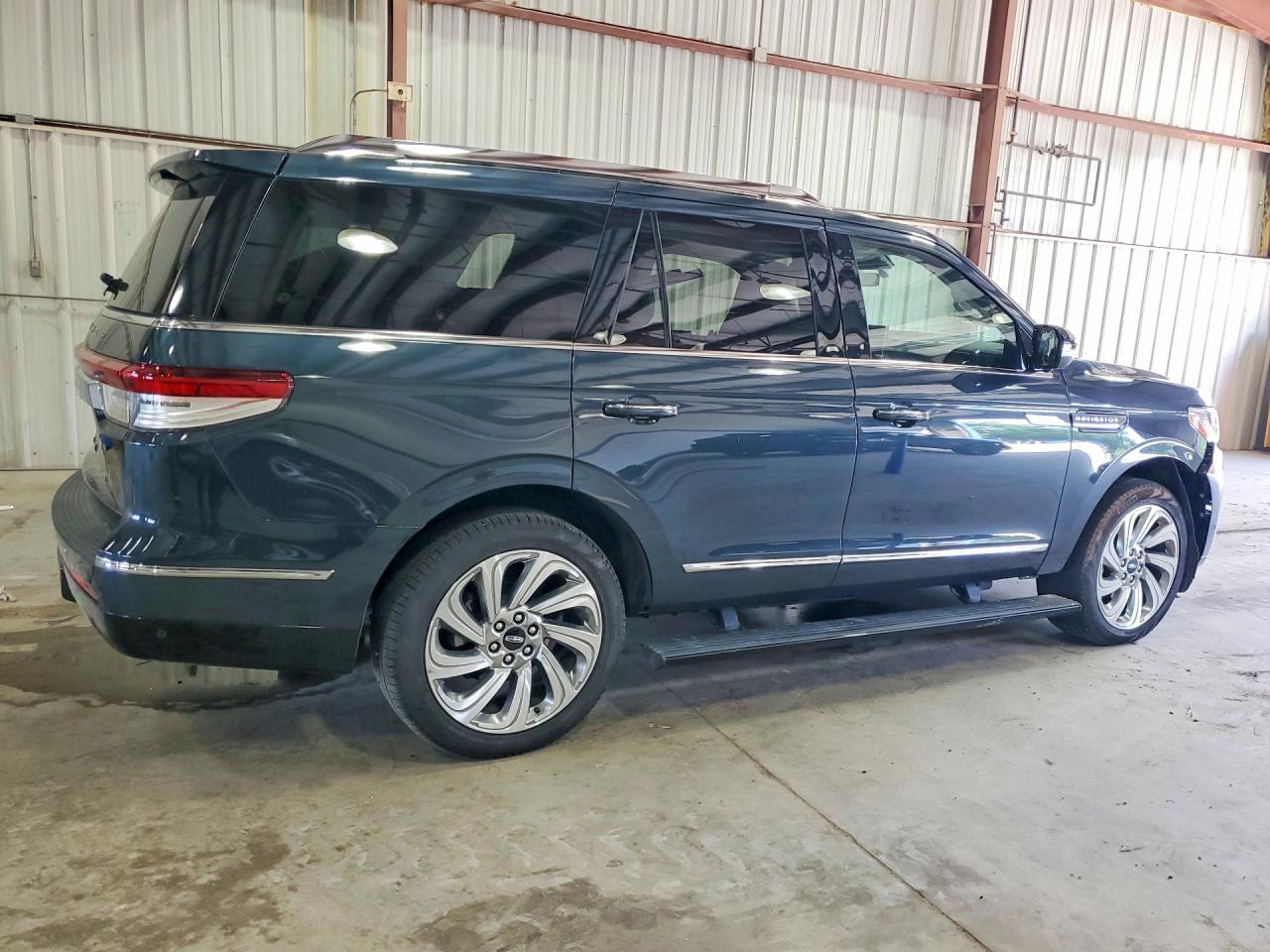 2024 LINCOLN NAVIGATOR RESERVE — снимка 3