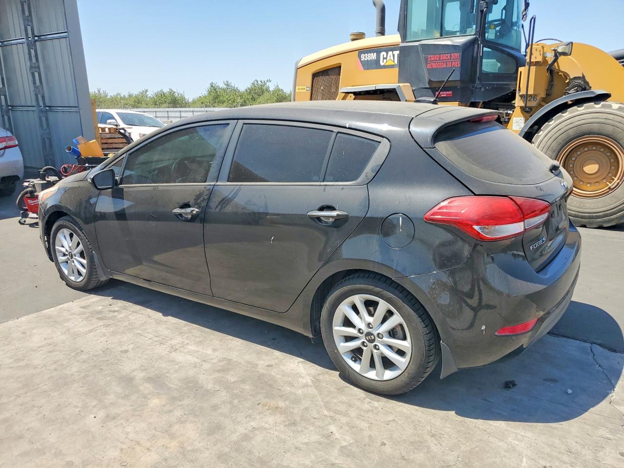 2017 KIA FORTE5 LX — снимка 2
