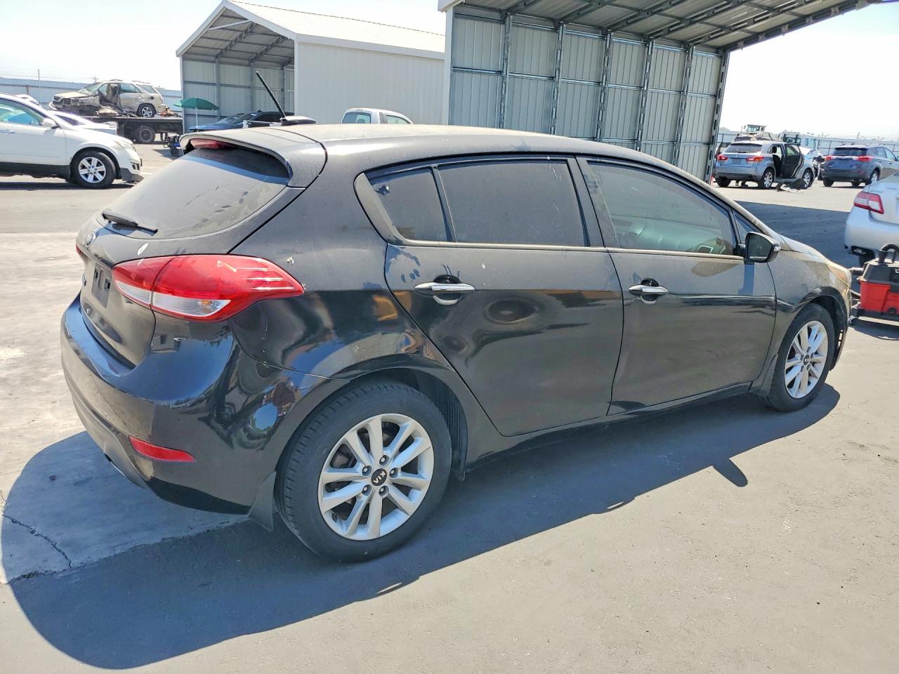 2017 KIA FORTE5 LX — снимка 3
