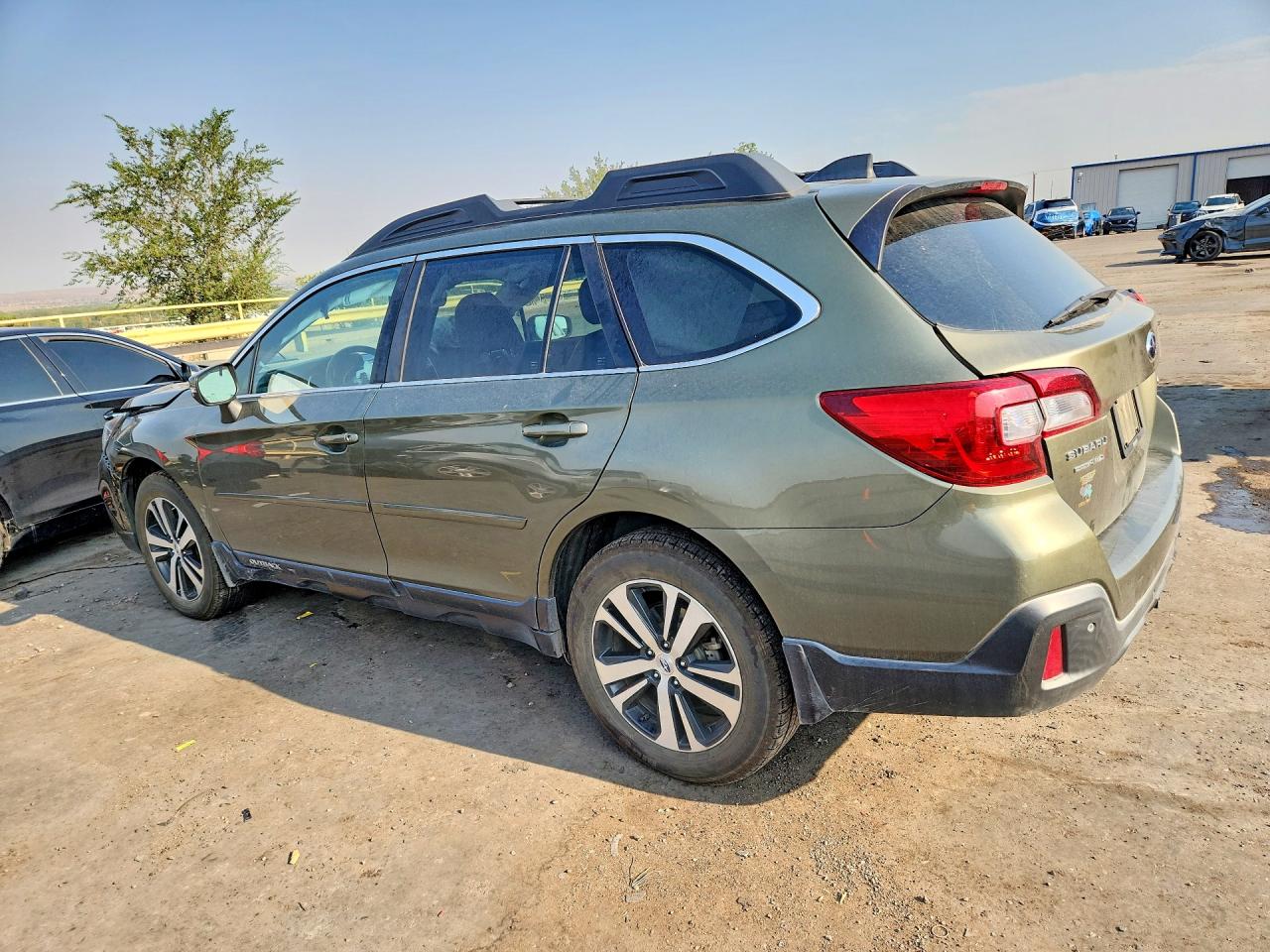 2018 SUBARU OUTBACK 2.5I LIMITED — снимка 2