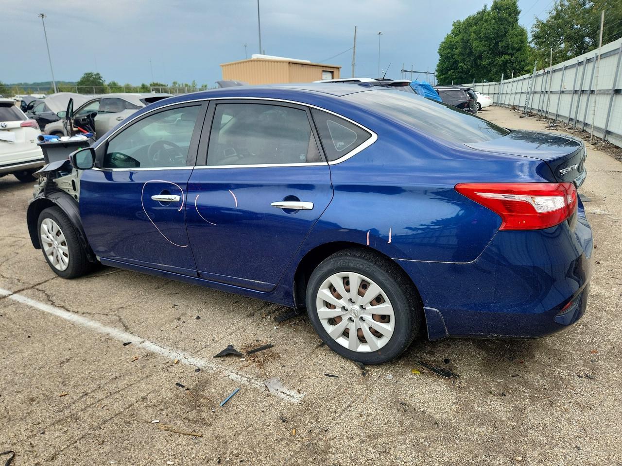2017 NISSAN SENTRA SV — снимка 2