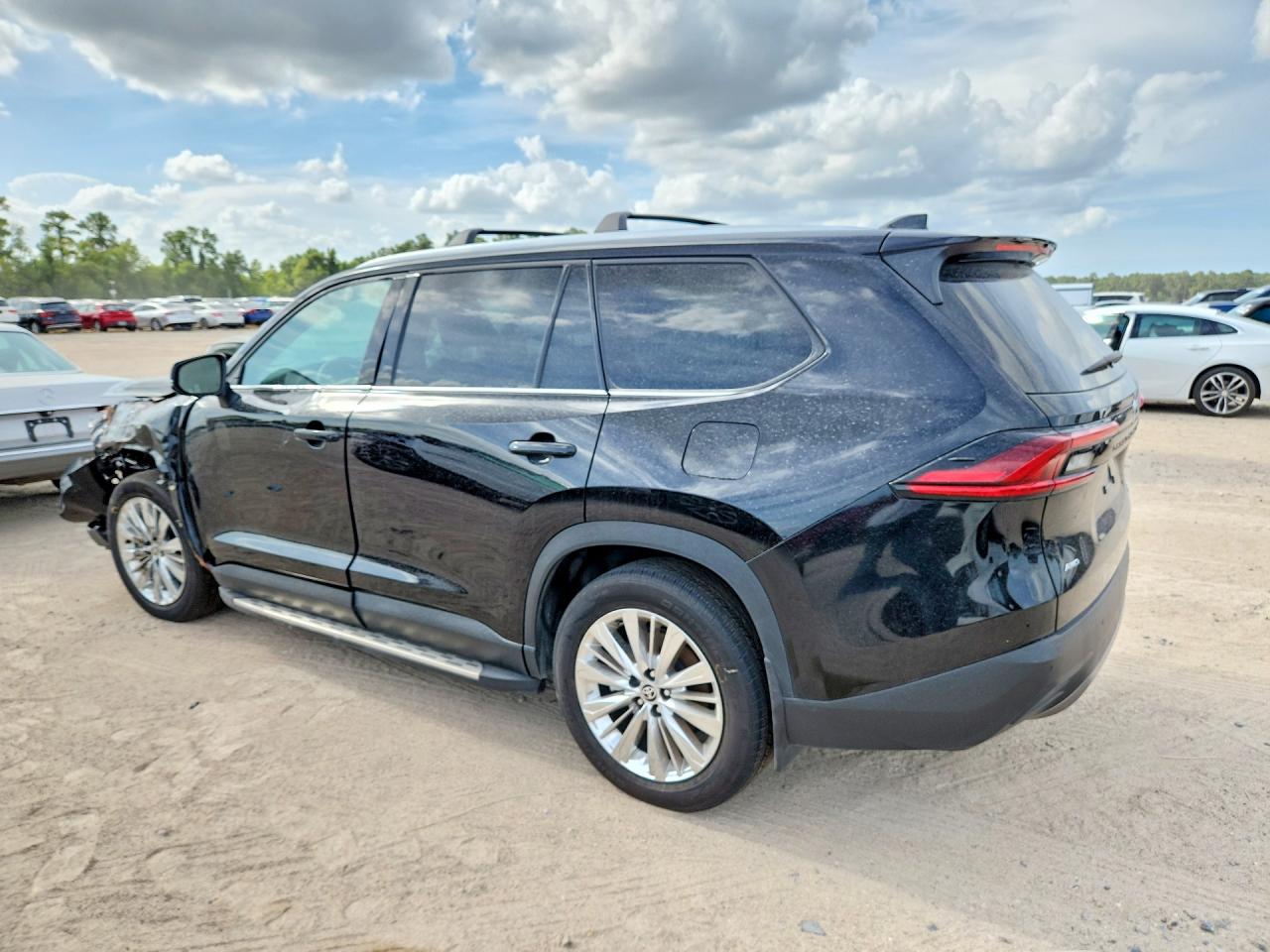 2025 TOYOTA GRAND HIGHLANDER PLATINUM — снимка 2