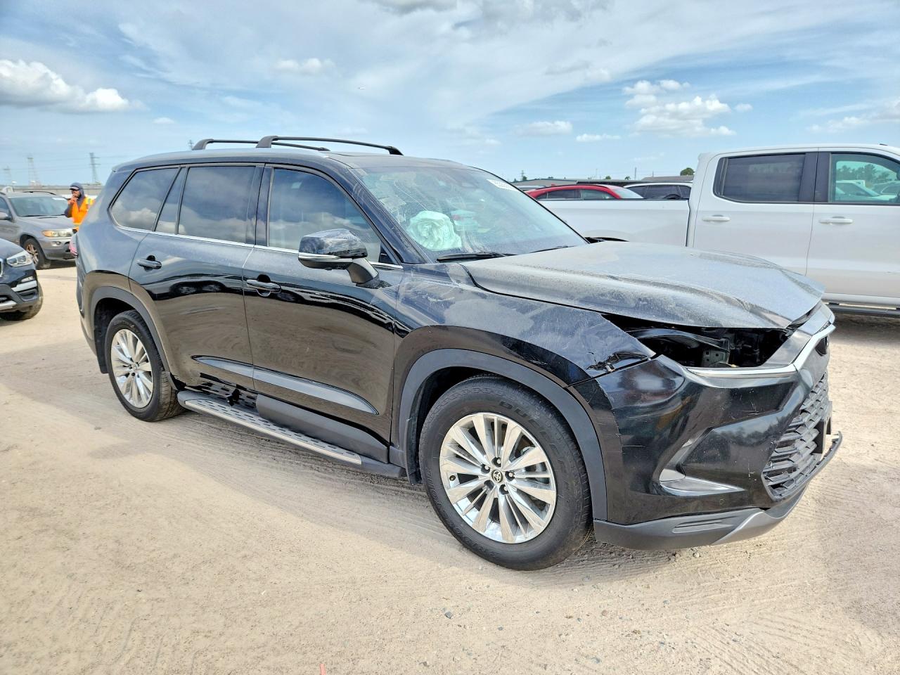 2025 TOYOTA GRAND HIGHLANDER PLATINUM — снимка 4