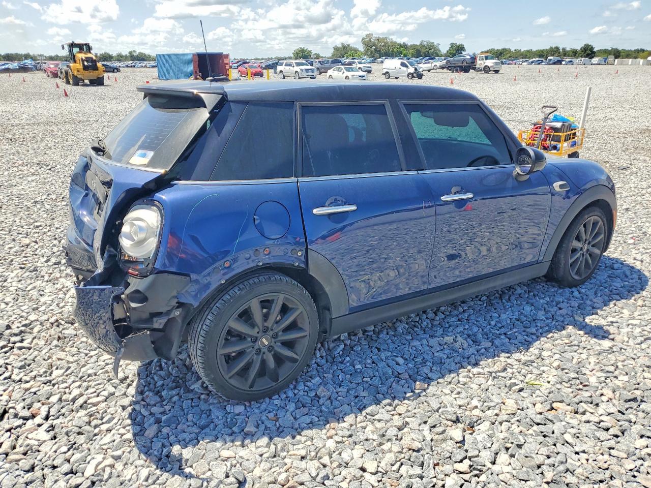 2017 MINI COOPER — снимка 3