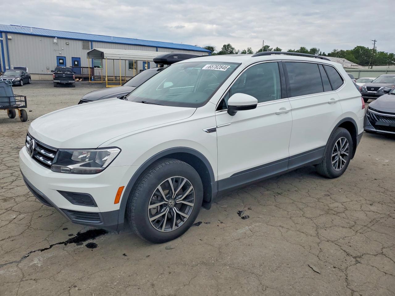2019 VOLKSWAGEN TIGUAN SE