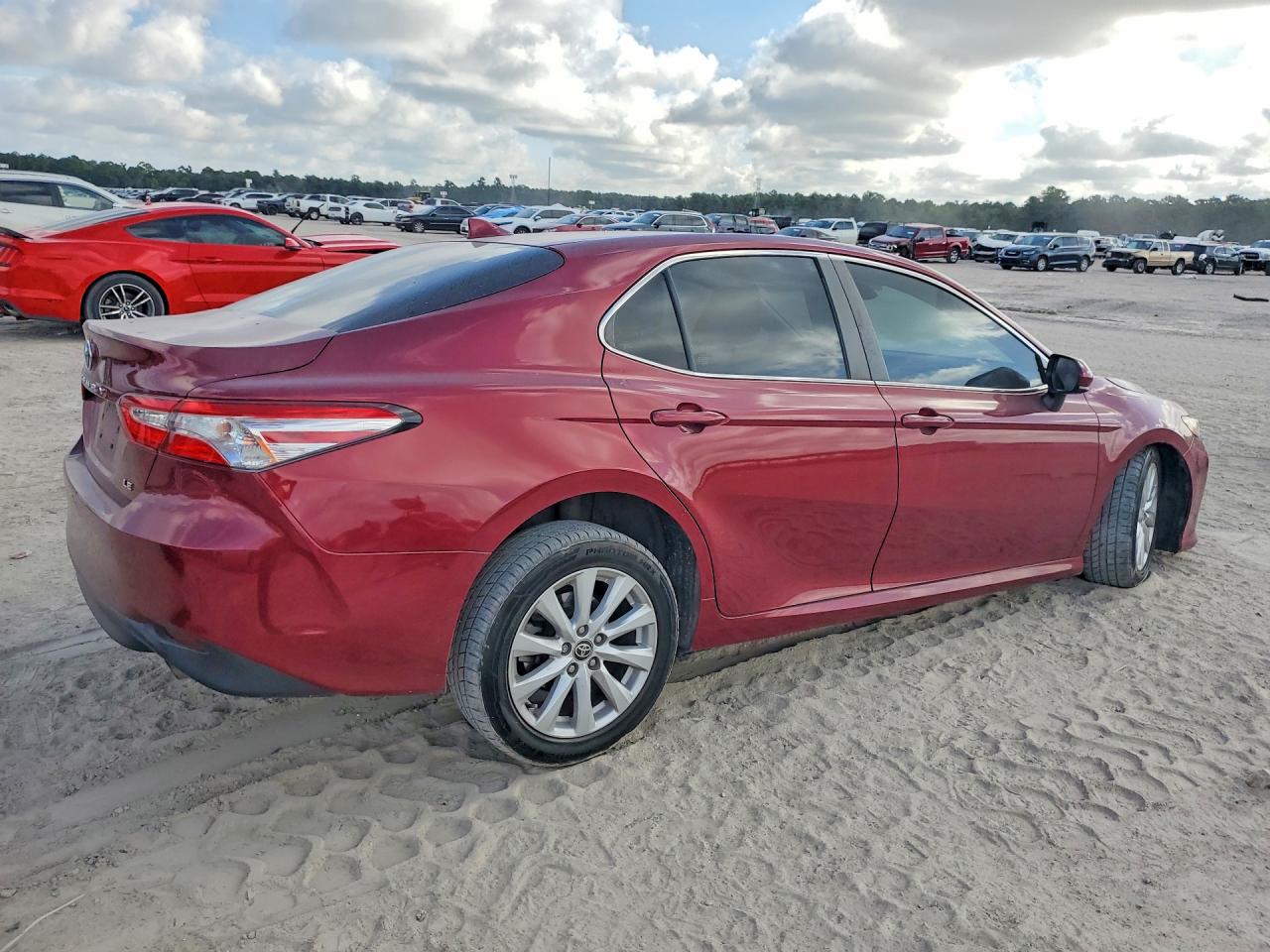 2020 TOYOTA CAMRY LE — снимка 3