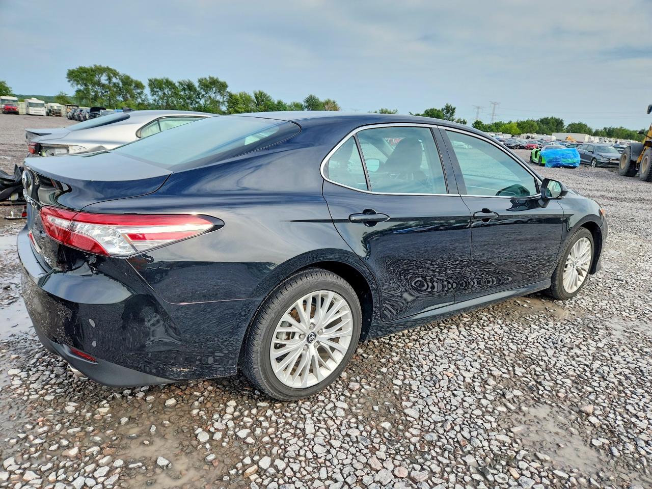 2018 TOYOTA CAMRY XLE — снимка 3