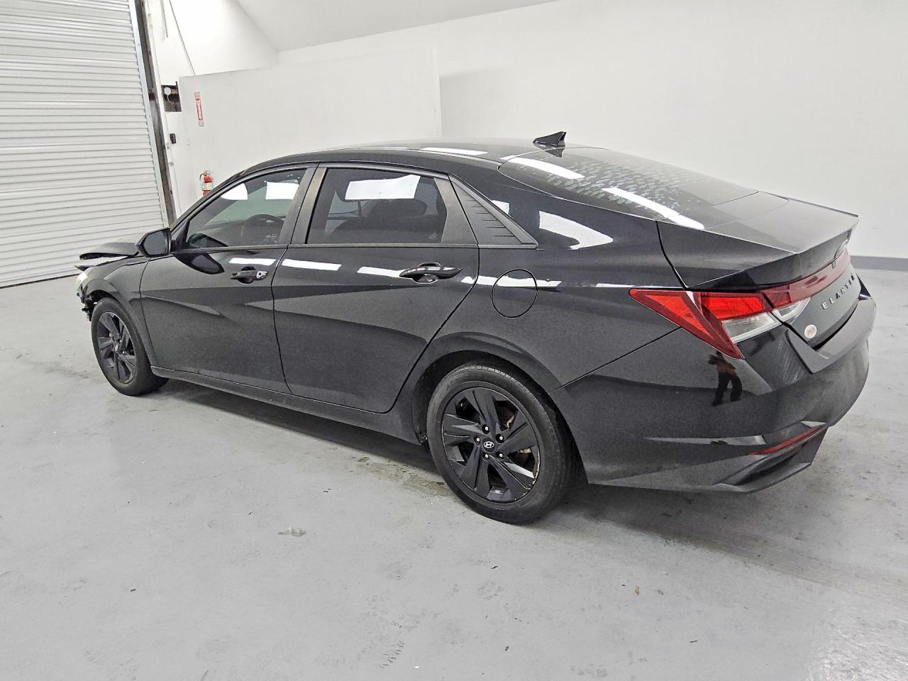 2021 HYUNDAI ELANTRA SEL — снимка 2