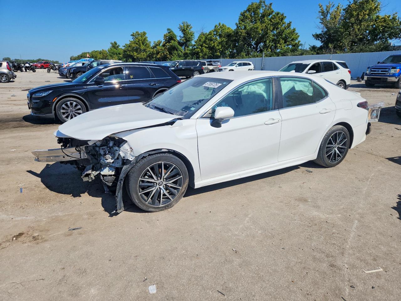 2022 TOYOTA CAMRY SE