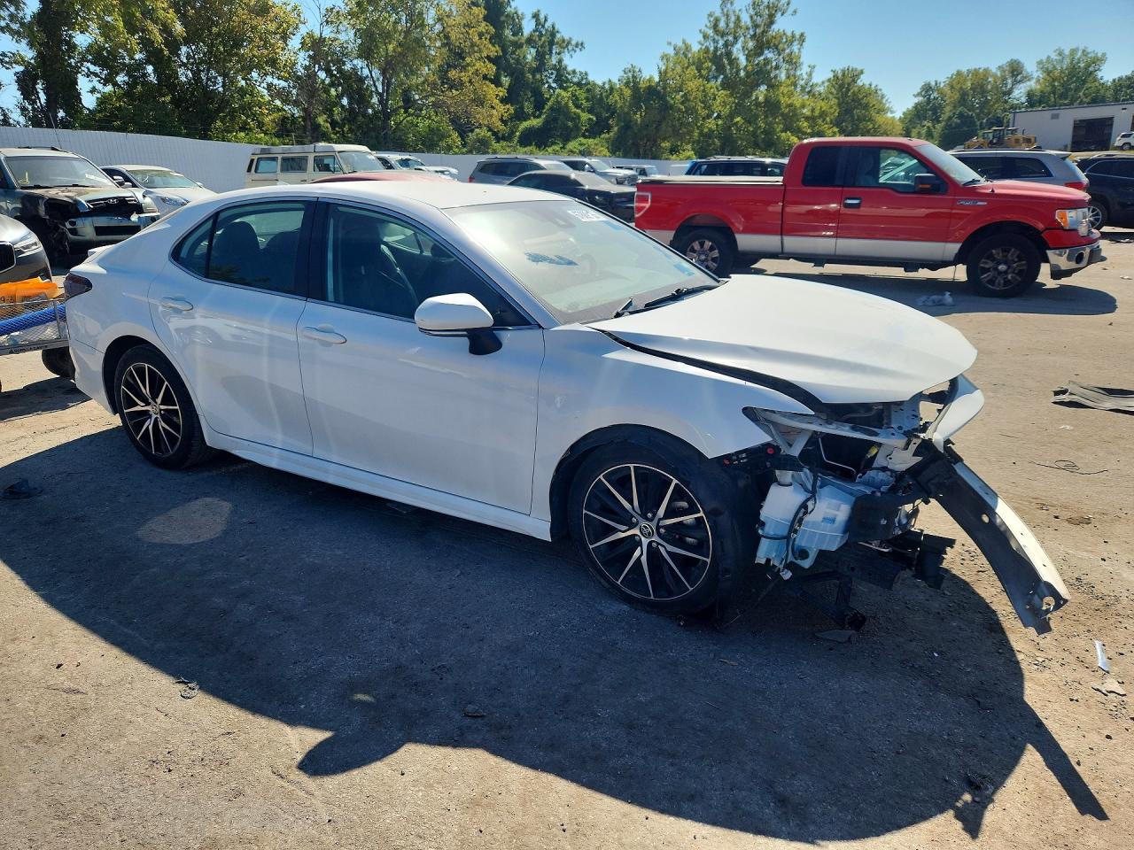2022 TOYOTA CAMRY SE — снимка 4
