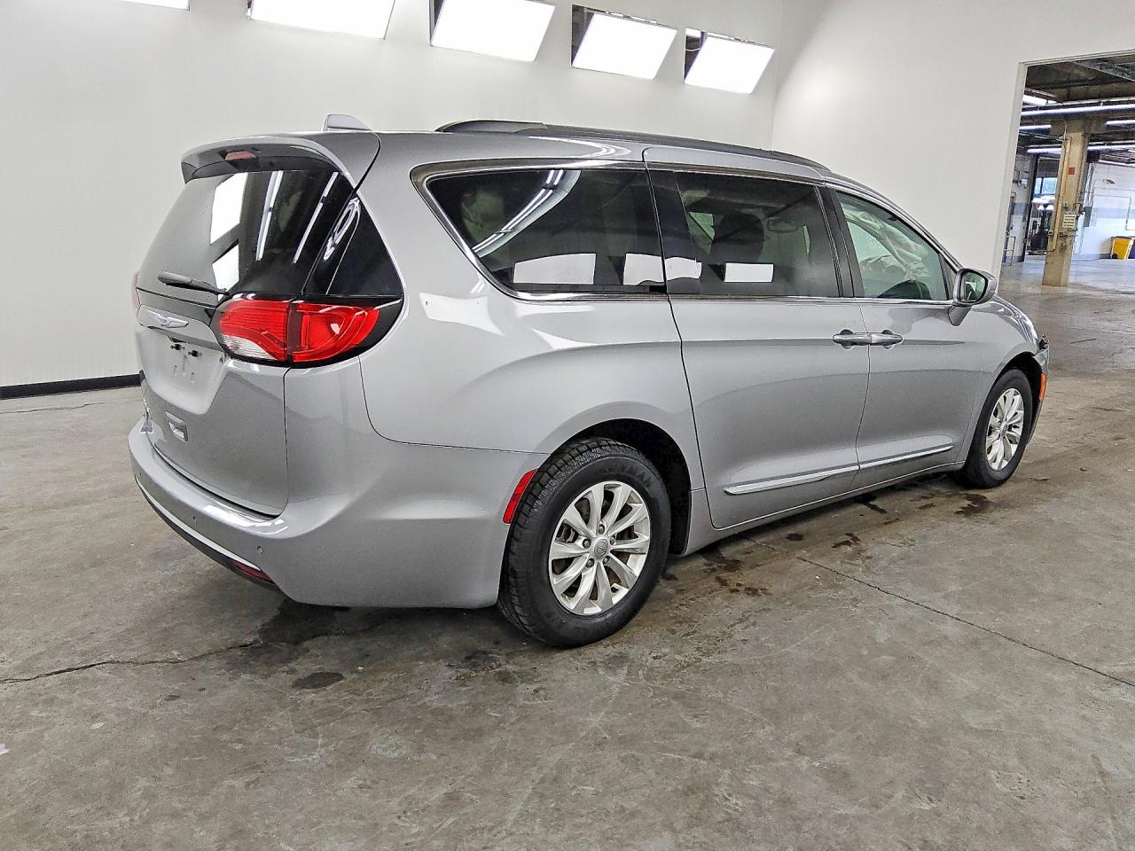 2017 CHRYSLER PACIFICA TOURING L — снимка 3