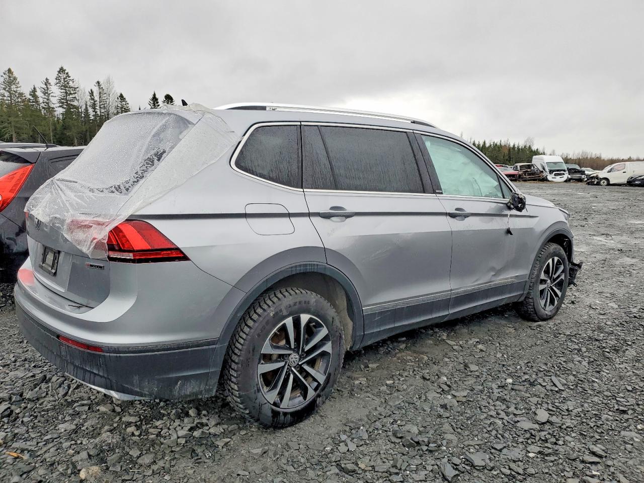 2021 VOLKSWAGEN TIGUAN SE — снимка 3