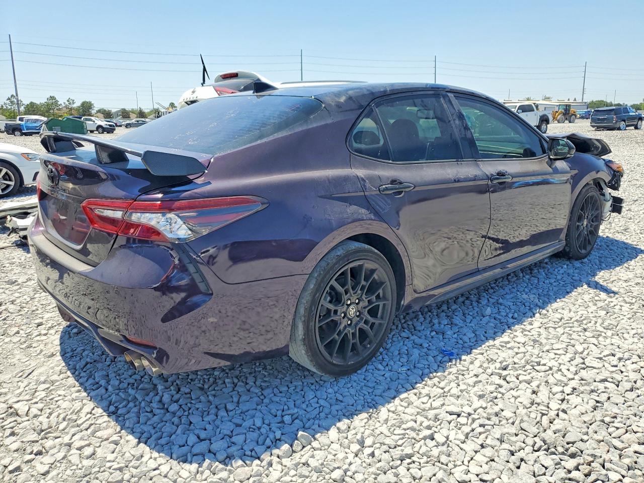 2022 TOYOTA CAMRY XSE V6 — снимка 3