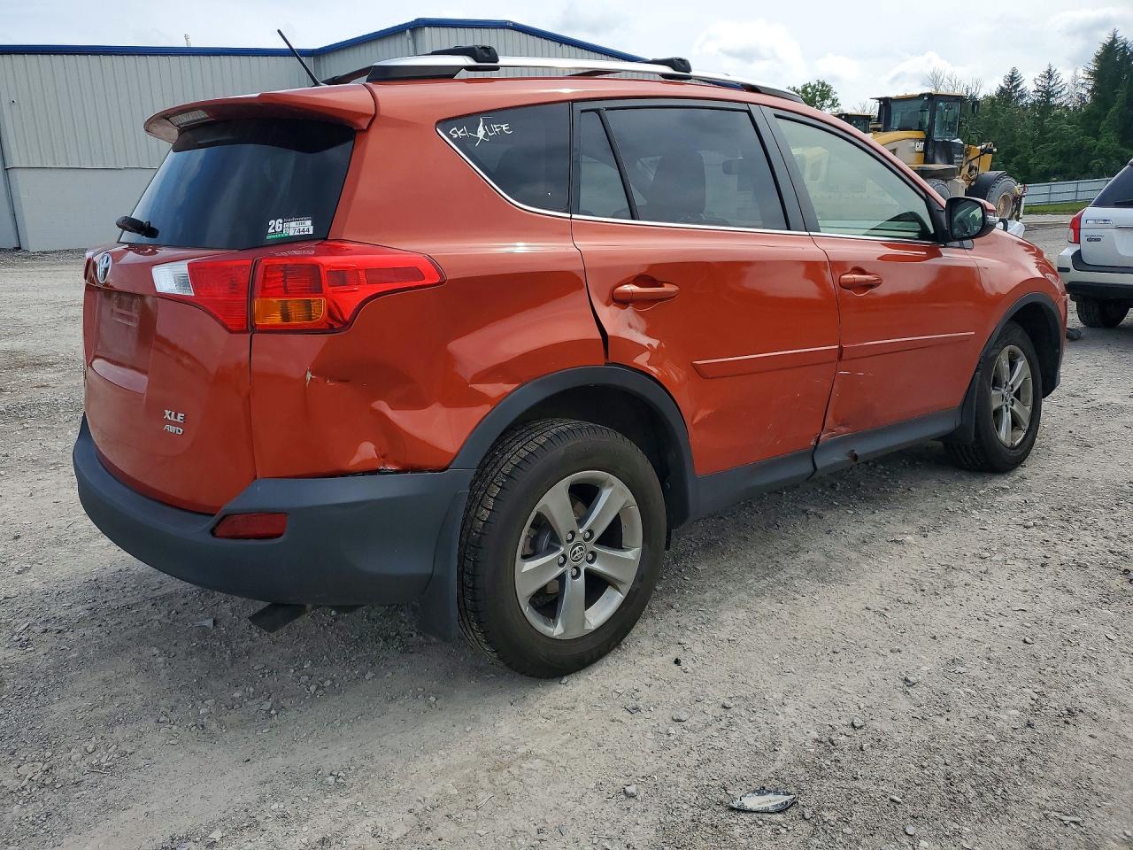2015 TOYOTA RAV4 XLE — снимка 3