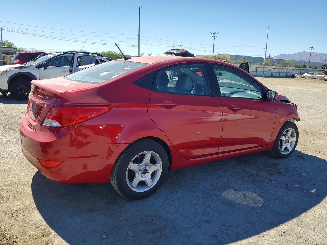 2015 HYUNDAI ACCENT GLS — снимка 3