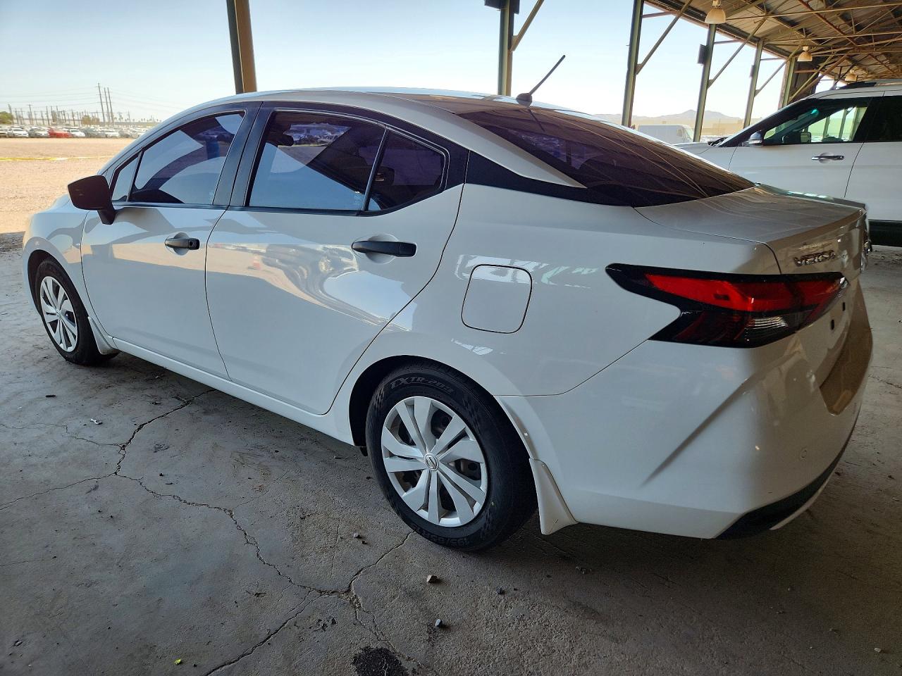 2020 NISSAN VERSA S — снимка 2
