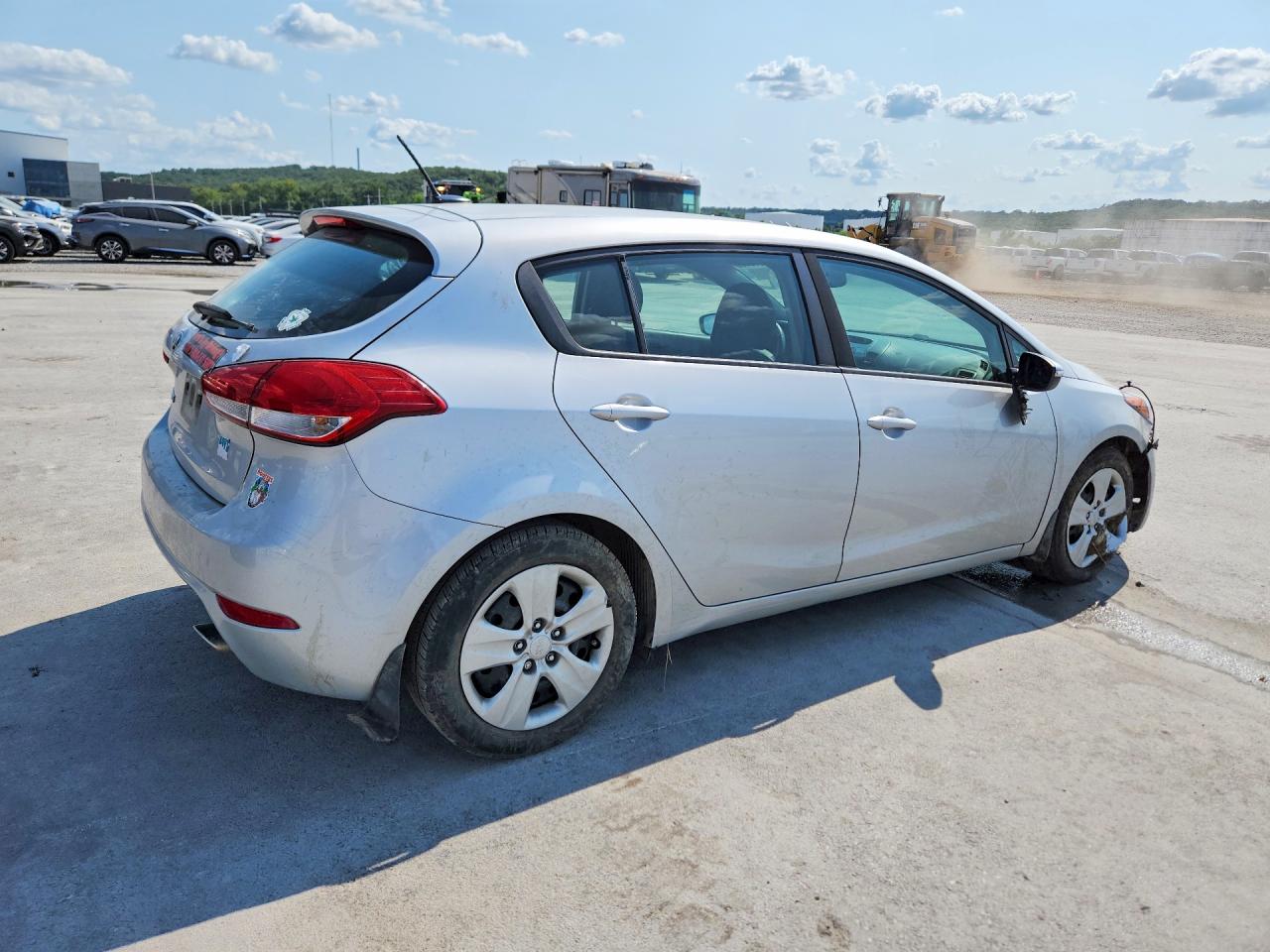 2016 KIA FORTE5 LX — снимка 3