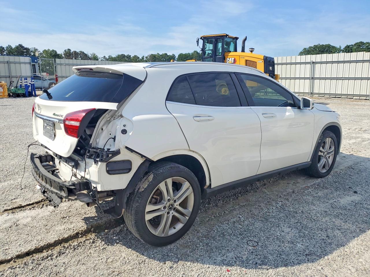 2020 MERCEDES-BENZ GLA 250 4MATIC — снимка 3