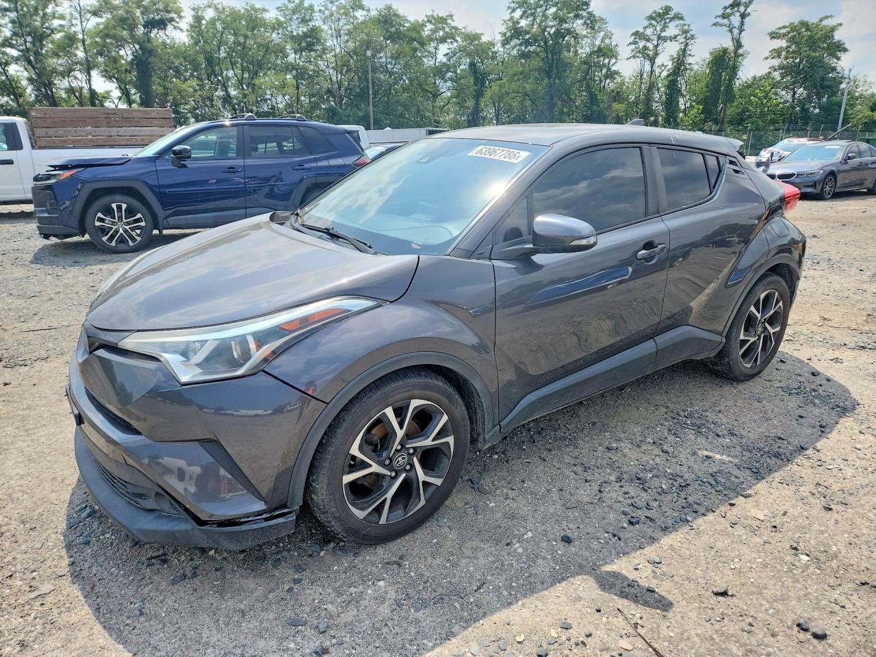 2019 TOYOTA C-HR XLE