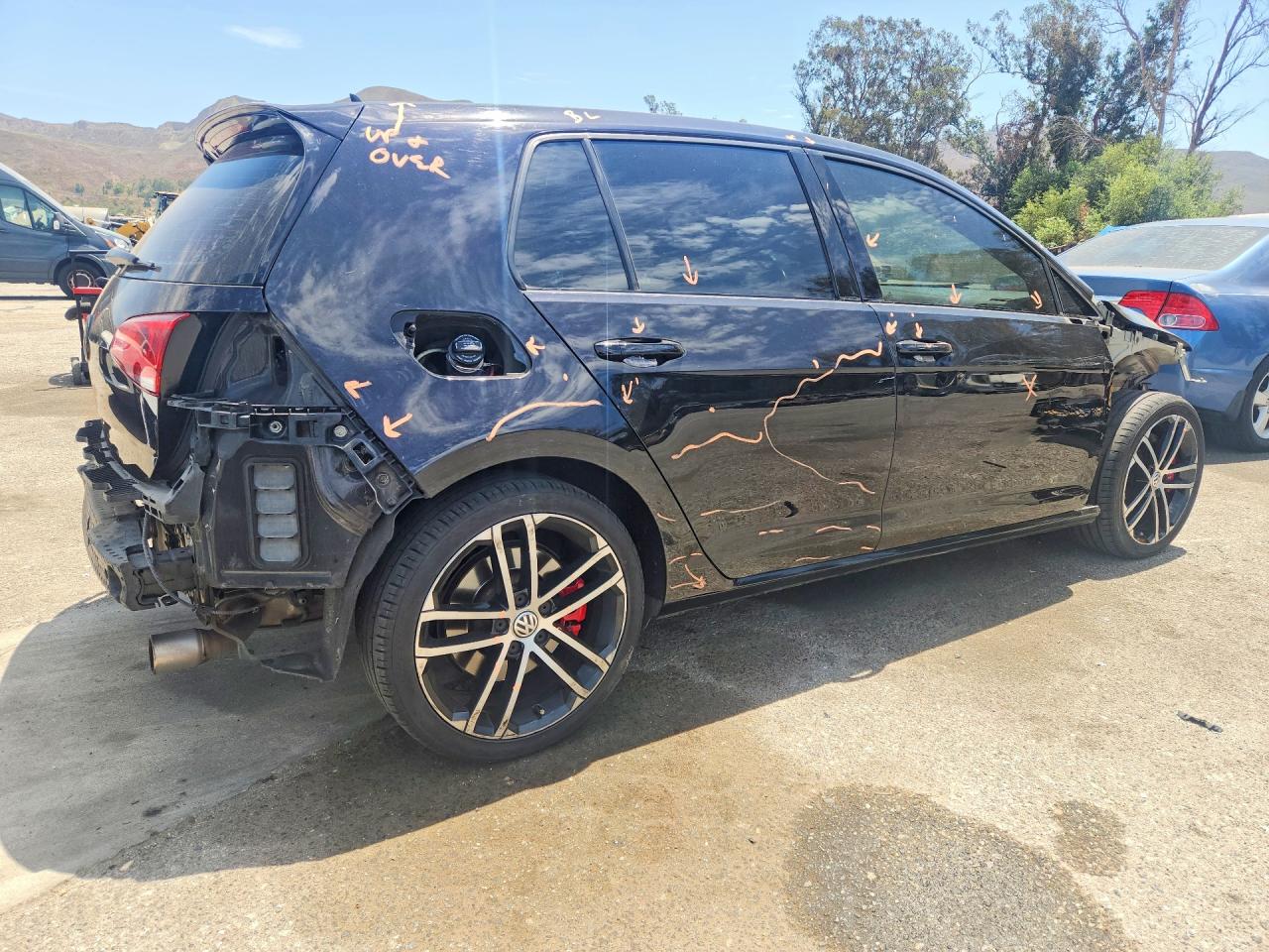2017 VOLKSWAGEN GTI S/SE — снимка 3