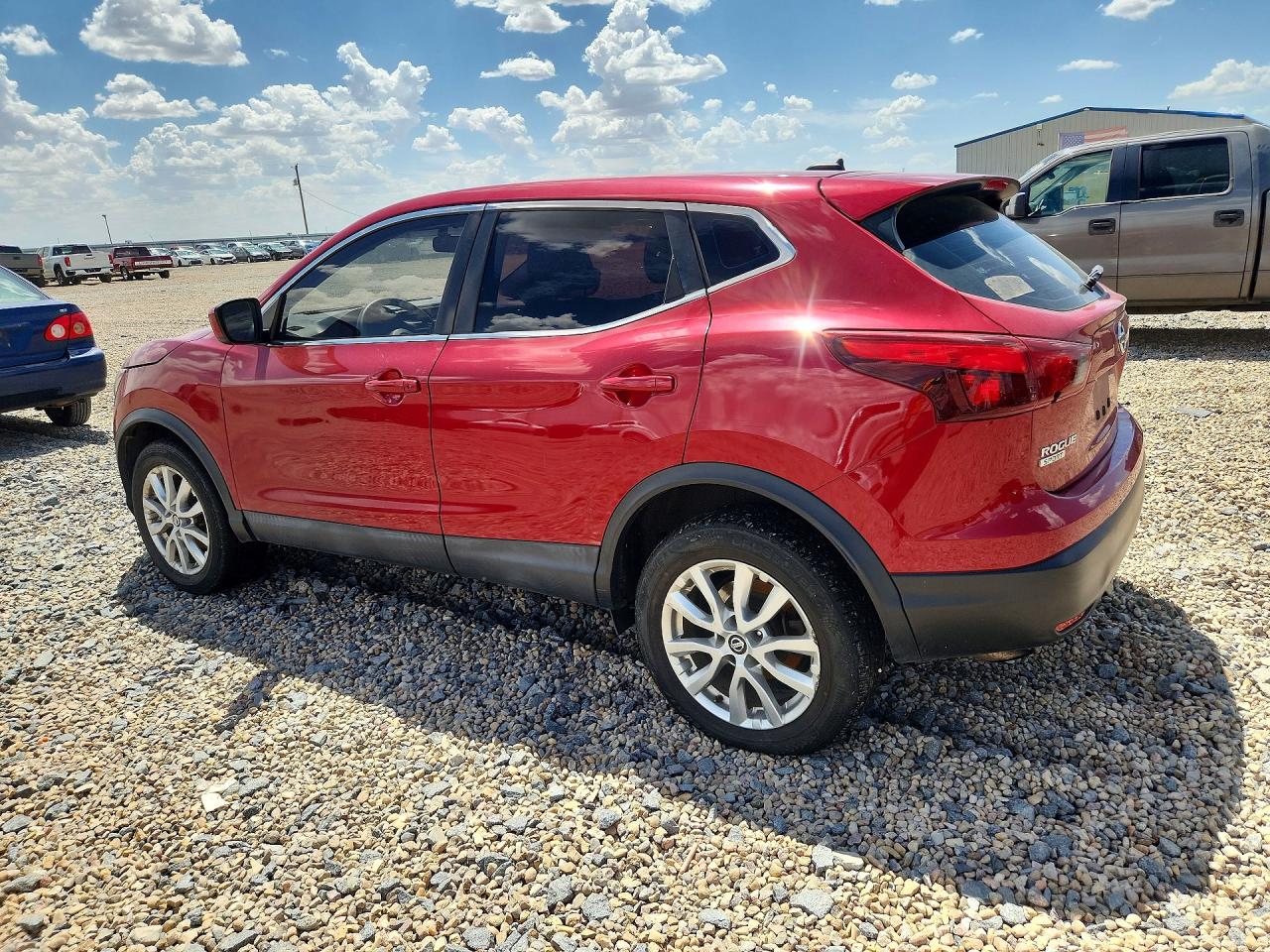 2018 NISSAN ROGUE SPORT S — снимка 2