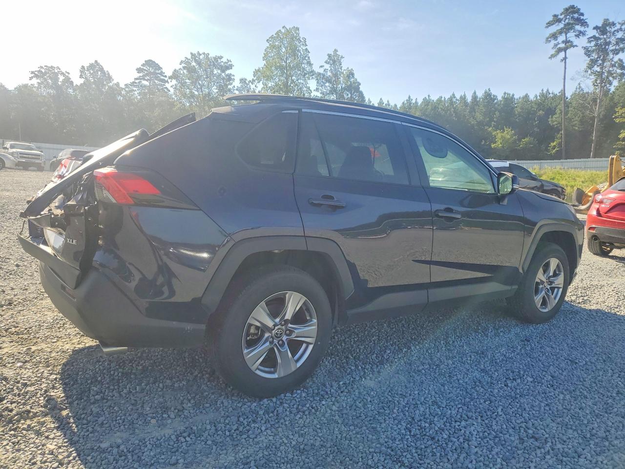 2022 TOYOTA RAV4 XLE — снимка 3
