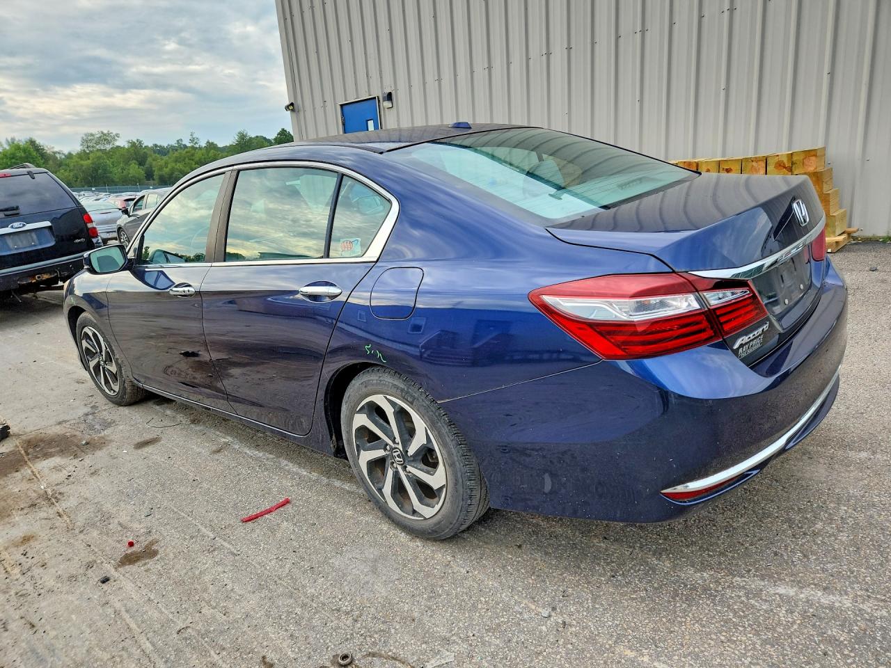 2016 HONDA ACCORD EX — снимка 2
